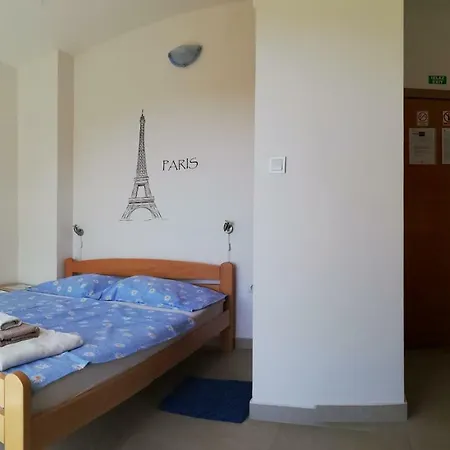 Studio Apartman Kevin * Peroj