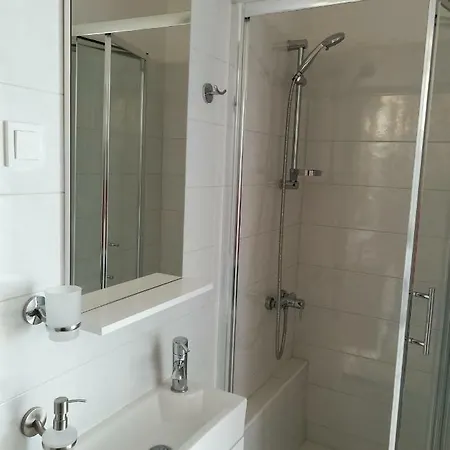 Studio Apartman Kevin * Peroj