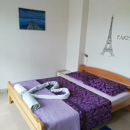 Studio Apartman Kevin Apartamento Peroj